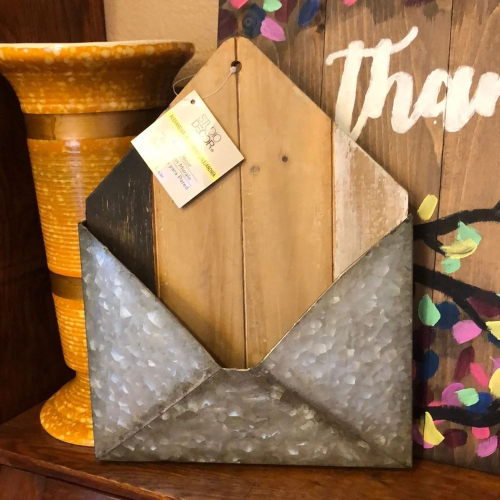 NWT Rustic Farmhouse Hanging ORGANIZER - Picture 1 of 6